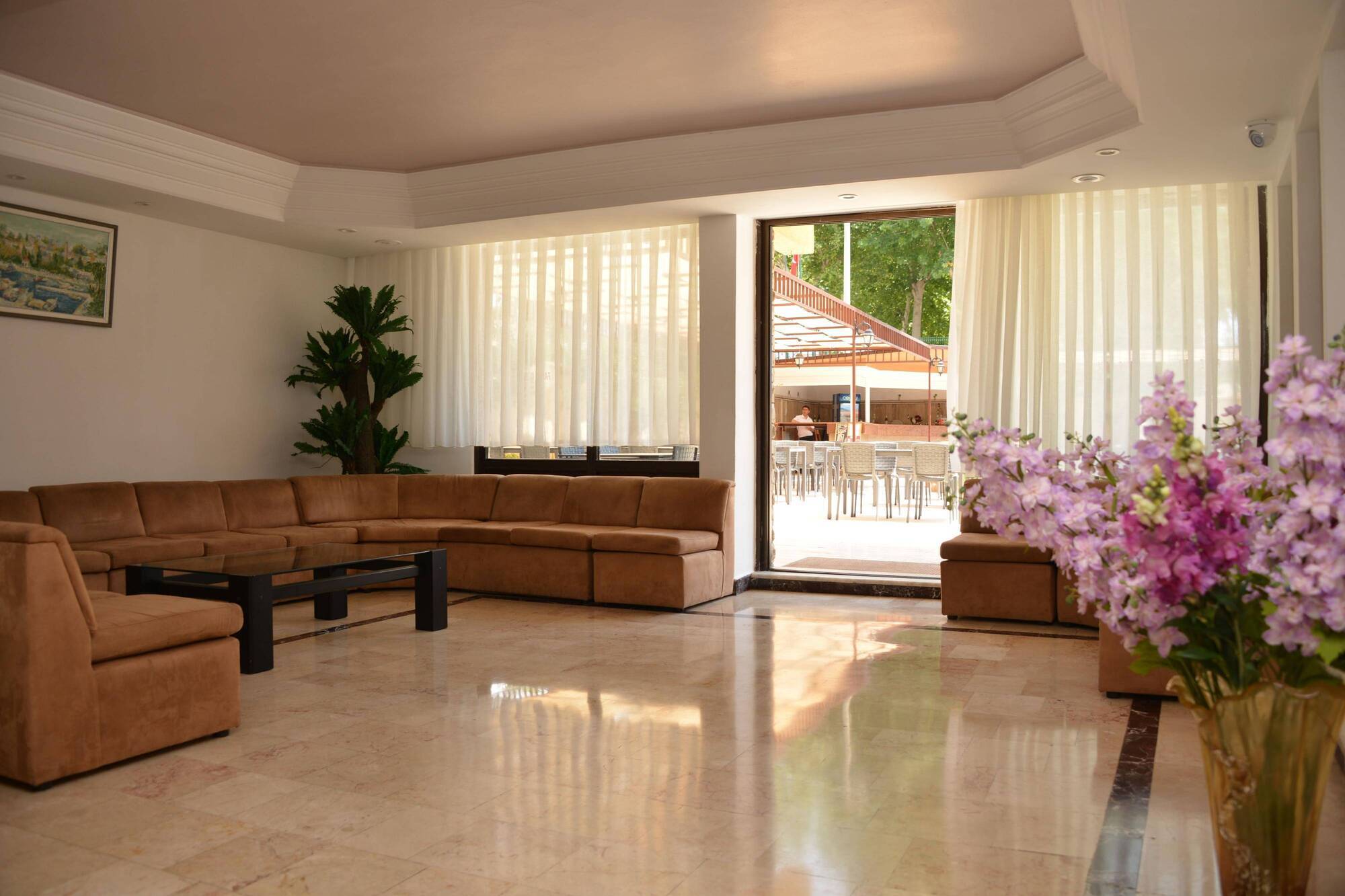 Fame Hotel เกเมร์ ภายนอก รูปภาพ